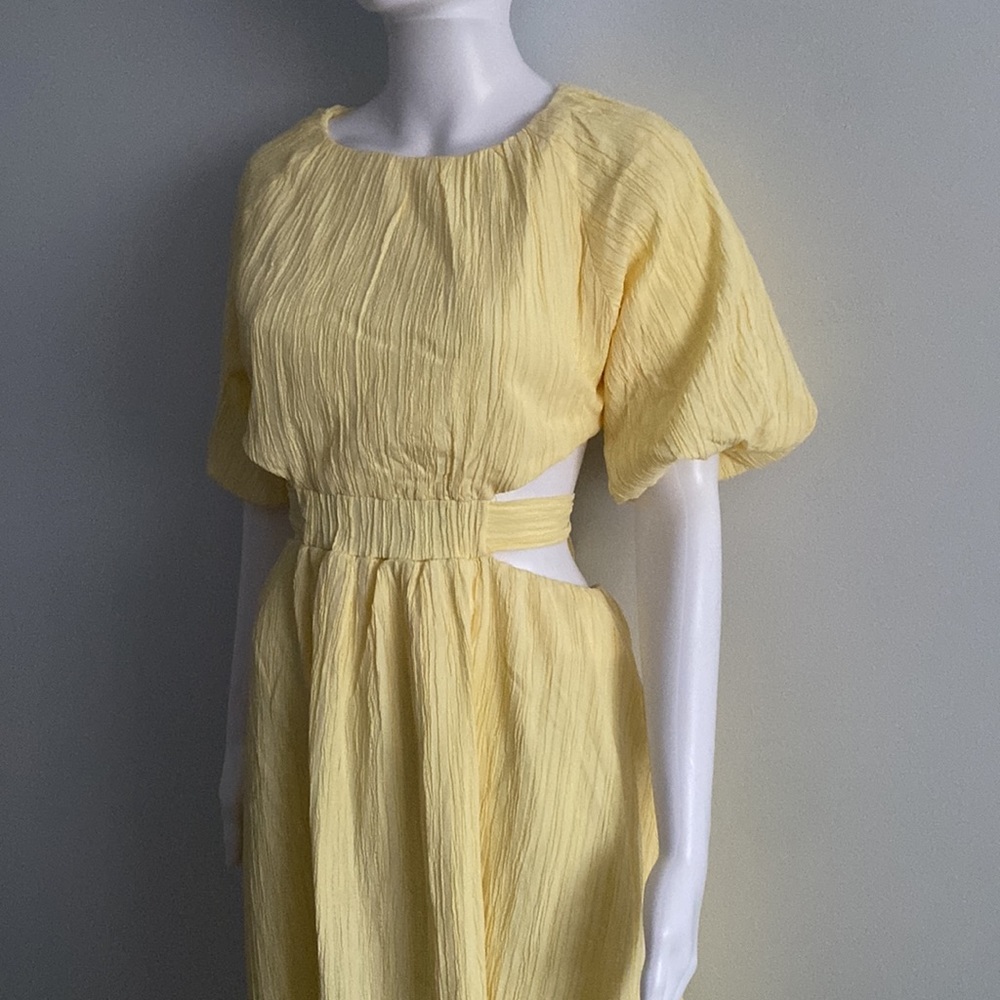SOLD!!! Yellow Open Back Midi Dress - Picture 3 of 6